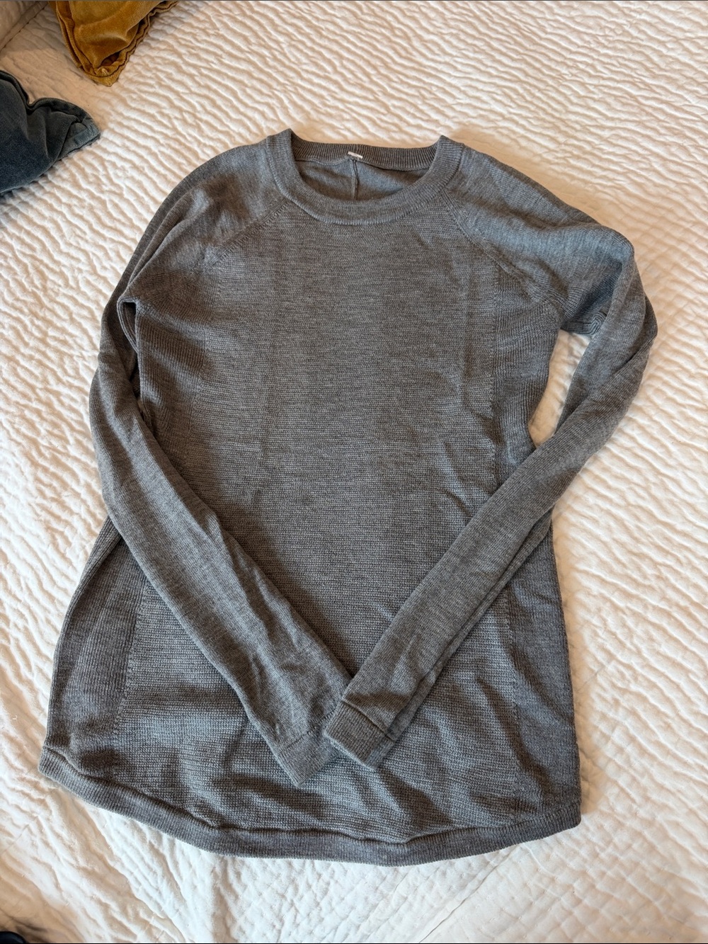 lululemon athletica Women's Grey tunic Sweater 100% merino wool